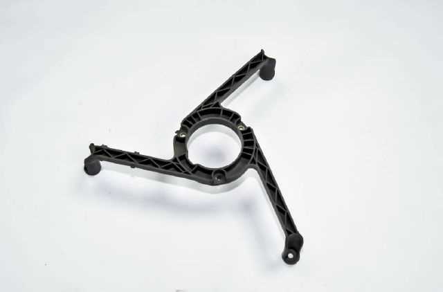 Volkswagen Bora 1998-2002 Çıkma Yedek Fan Braketi